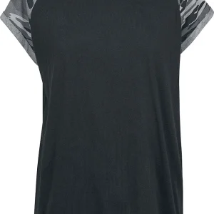 Women’s Contrast Raglan Tee T-shirt